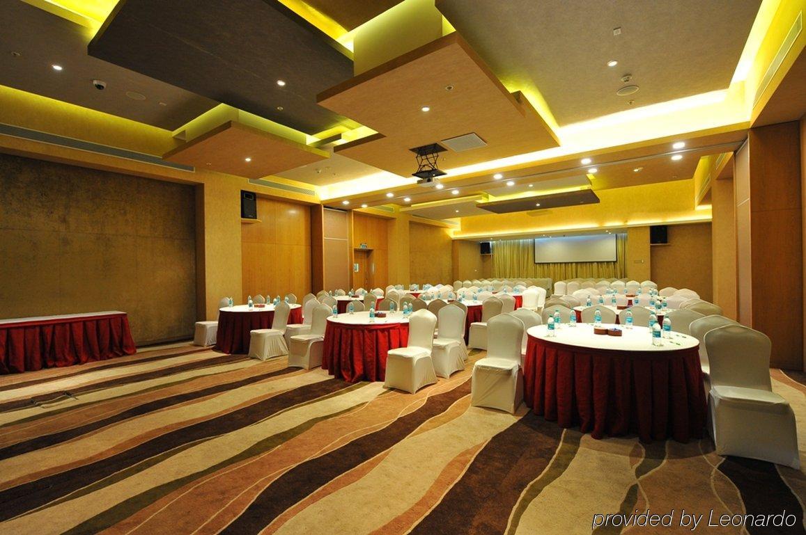 Ramada Plaza By Wyndham Pune Hinjewadi Dāpuri Exteriér fotografie