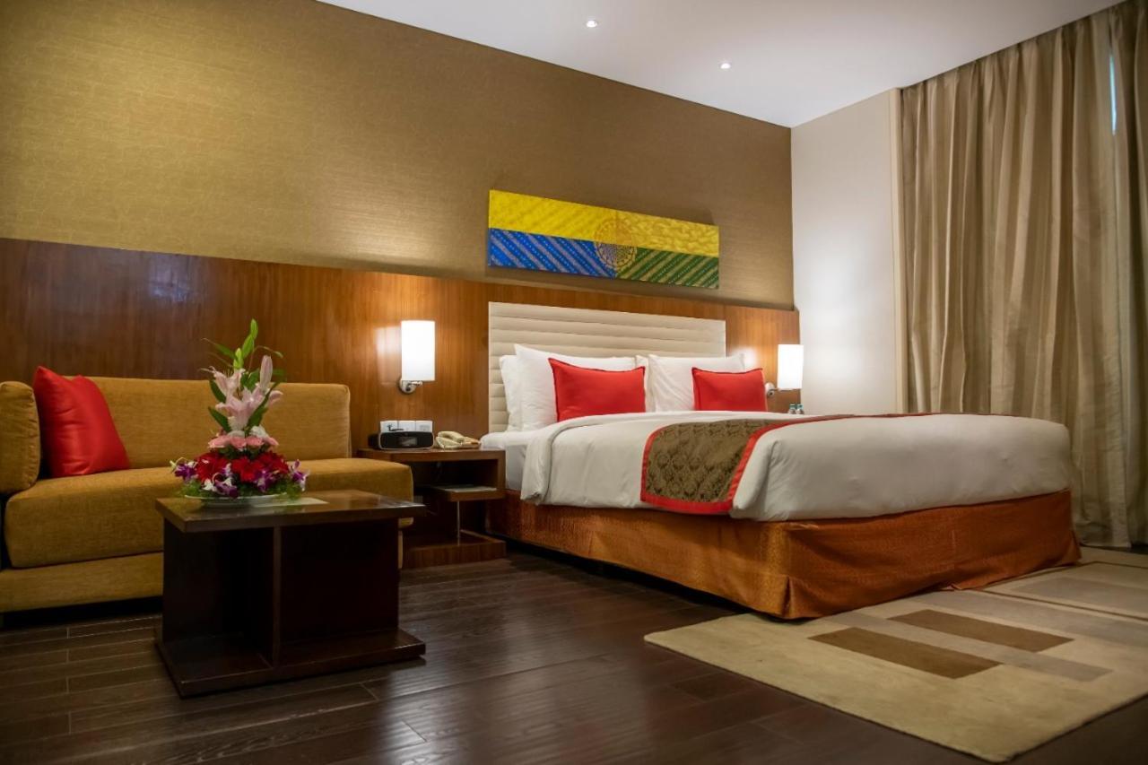 Ramada Plaza By Wyndham Pune Hinjewadi Dāpuri Exteriér fotografie